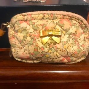 Rare Samantha Thavasa Hello Kitty Coin Purse